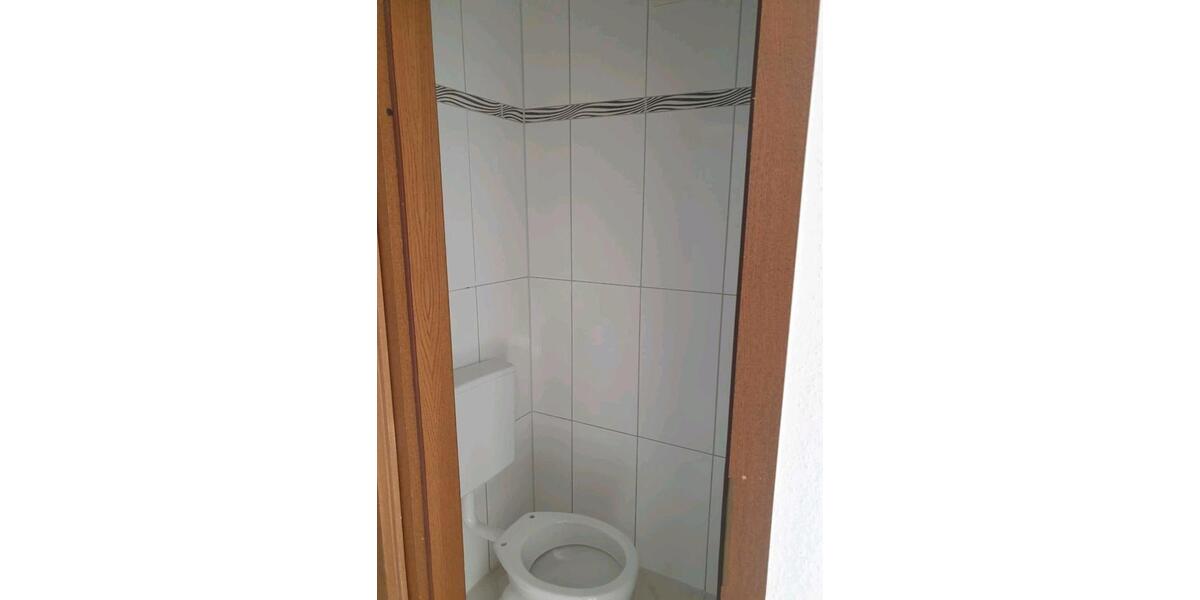 Etagenwohnung Eningen unter Achalm - 3 Zimmer, 74 m&sup2;, 240.000&euro; | Angebot:25080481