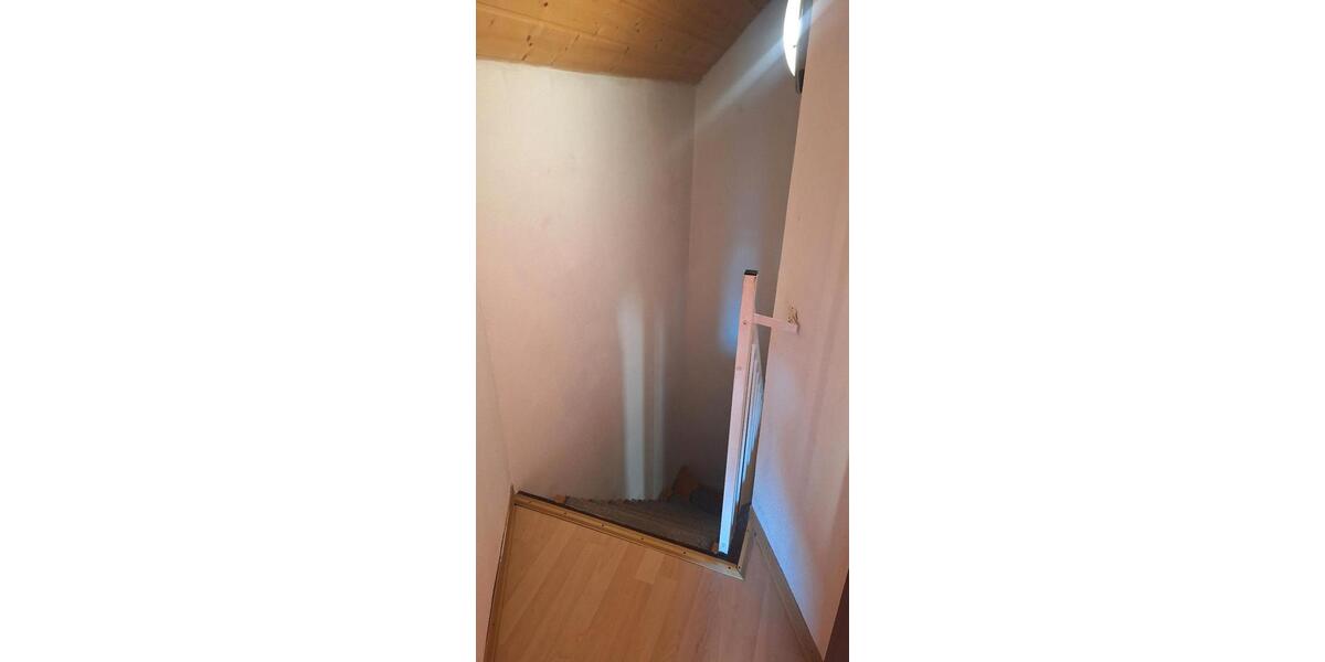 Dachgeschoßwohnung Mössingen - 2 Zimmer, 50 m&sup2;, 800&euro; | Angebot:27570562