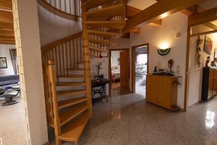 Haus Ofterdingen - 7 Zimmer, 199 m&sup2;, 790.000&euro; | Angebot:25478551