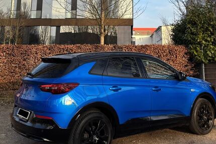 Opel Grandland (X) 46.000 km 15.800 &euro; Esslingen 73730