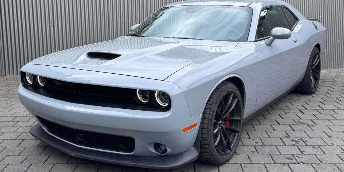 Dodge Challenger 38.000 km 36.999 &euro; Pfullingen 72793