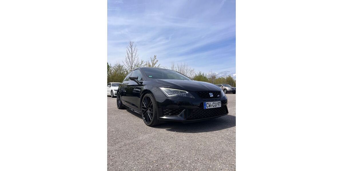 Seat Leon 108.000 km 13.199 &euro; Herrenberg 71083
