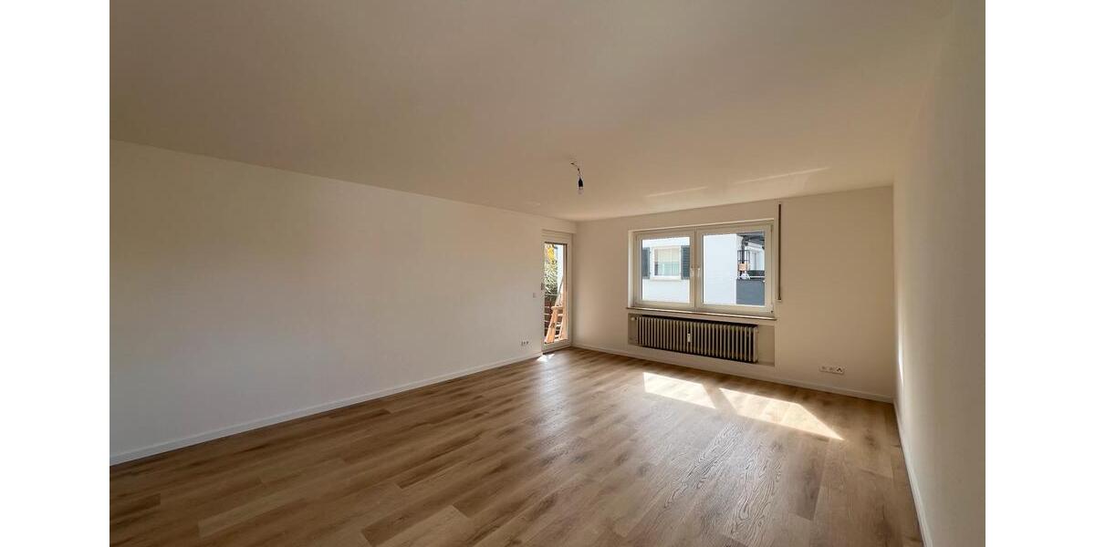 Etagenwohnung Eningen unter Achalm - 3 Zimmer, 74 m&sup2;, 1.285&euro; | Angebot:26041296