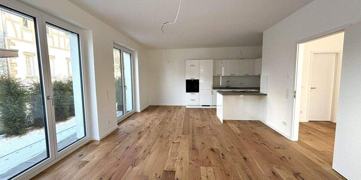 Etagenwohnung Sindelfingen Mitte - 2 Zimmer, 89 m&sup2;, 1.280&euro; | Angebot:25704091