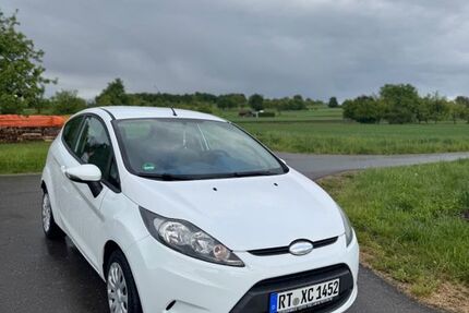 Ford Fiesta 170.500 km 2.600 &euro; Reutlingen 72760
