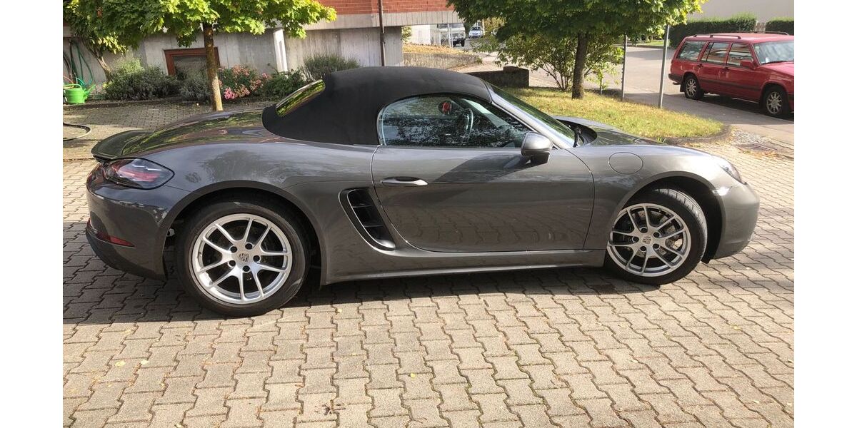 Porsche Boxster 30.000 km 56.000 &euro; Herrenberg 71083
