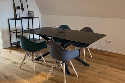 Wohnung Metzingen - 2.5 Zimmer, 85 m&sup2;, 1.390&euro; | Angebot:24581470