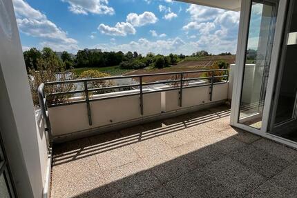 Wohnung Esslingen am Neckar Brühl - 4 Zimmer, 94 m&sup2;, 350.000&euro; | Angebot:26577480
