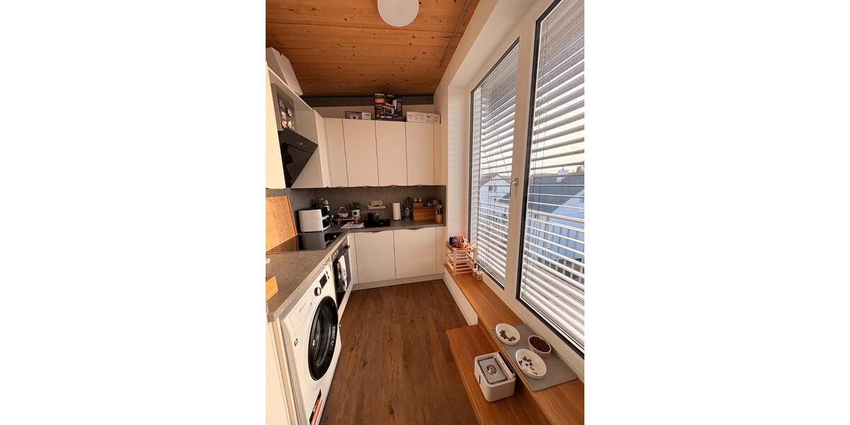 Dachgeschoßwohnung Leinfelden-Echterdingen Echterdingen - 2.5 Zimmer, 70 m&sup2;, 1.280&euro; | Angebot:25982347