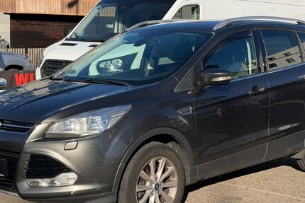 Ford Kuga 152.000 km 8.490 &euro; Filderstadt bei Stuttgart 70794