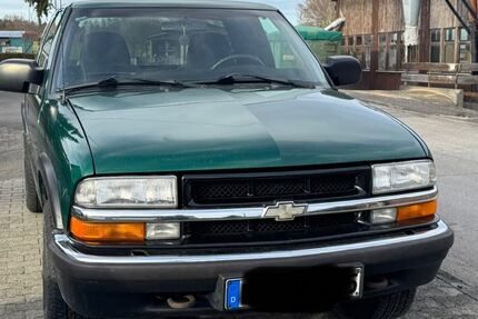 Chevrolet S-10 175.000 km 8.800 &euro; Hohenstein 72531