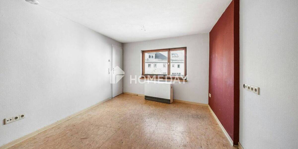 Einfamilienhaus Bad Urach Hengen - 6 Zimmer, 140 m&sup2;, 249.000&euro; | Angebot:25677505