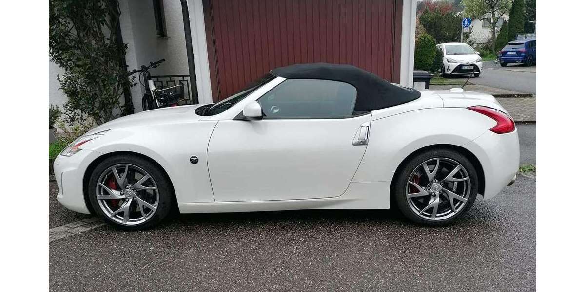 Nissan 370Z 73.750 km 24.500 &euro; Esslingen am Neckar, Stadt 73734