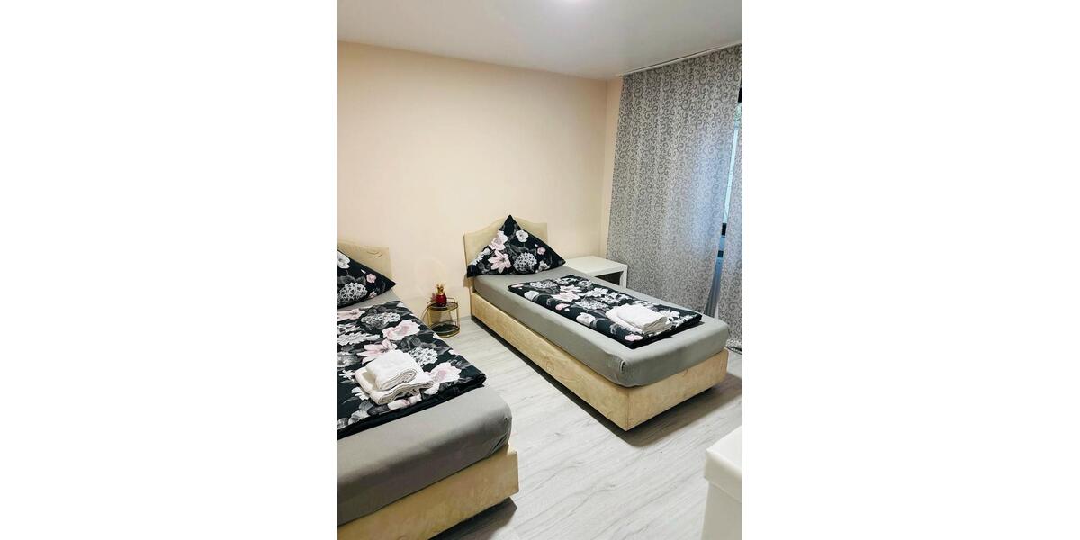 Villa Gammertingen - 17 Zimmer, 370 m&sup2;, 709.950&euro; | Angebot:25925734