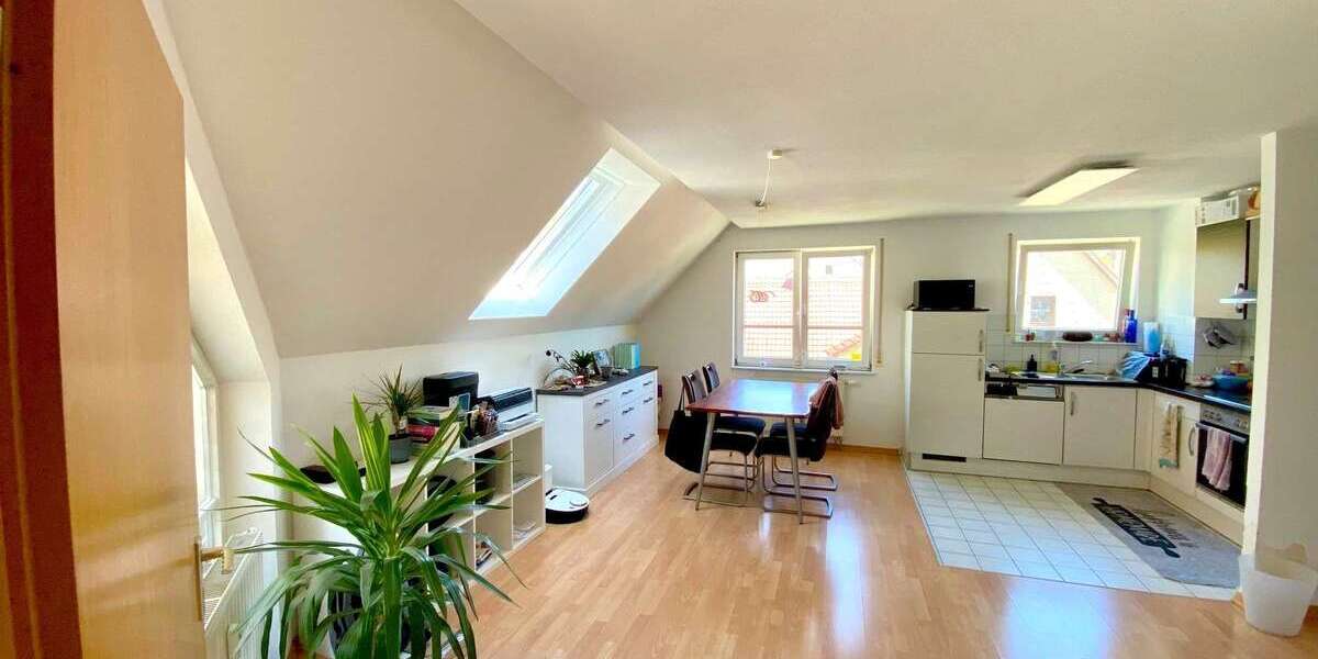 Etagenwohnung Neckartenzlingen - 2.5 Zimmer, 80 m&sup2;, 249.000&euro; | Angebot:25254781