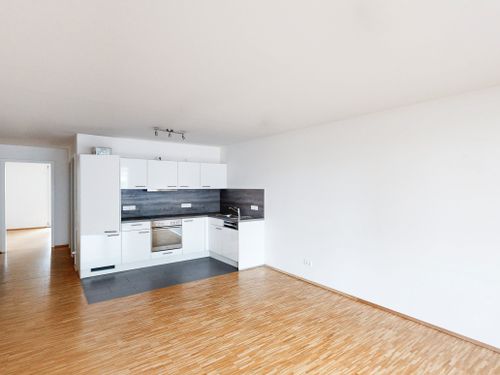 Erdgeschoßwohnung Böblingen - 4 Zimmer, 92 m&sup2;, 1.215&euro; | Angebot:25650502