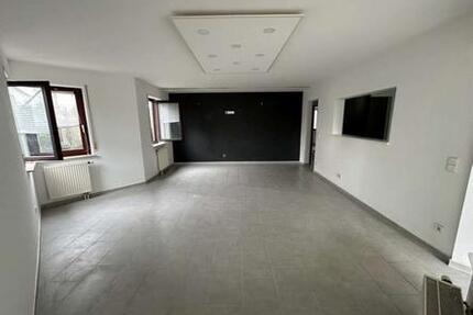 Wohnung Sindelfingen - 3 Zimmer, 84 m&sup2;, 1.650&euro; | Angebot:25875431