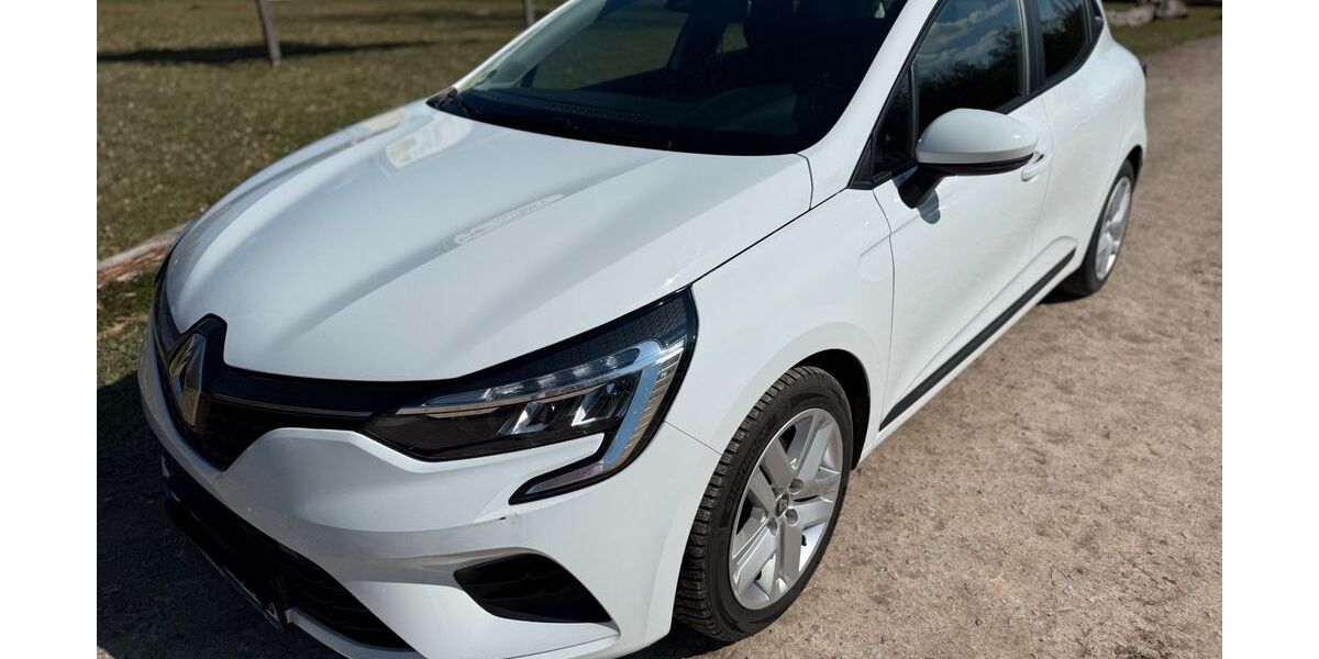 Renault Clio 42.878 km 15.600 &euro; Rottenburg am Neckar 72108