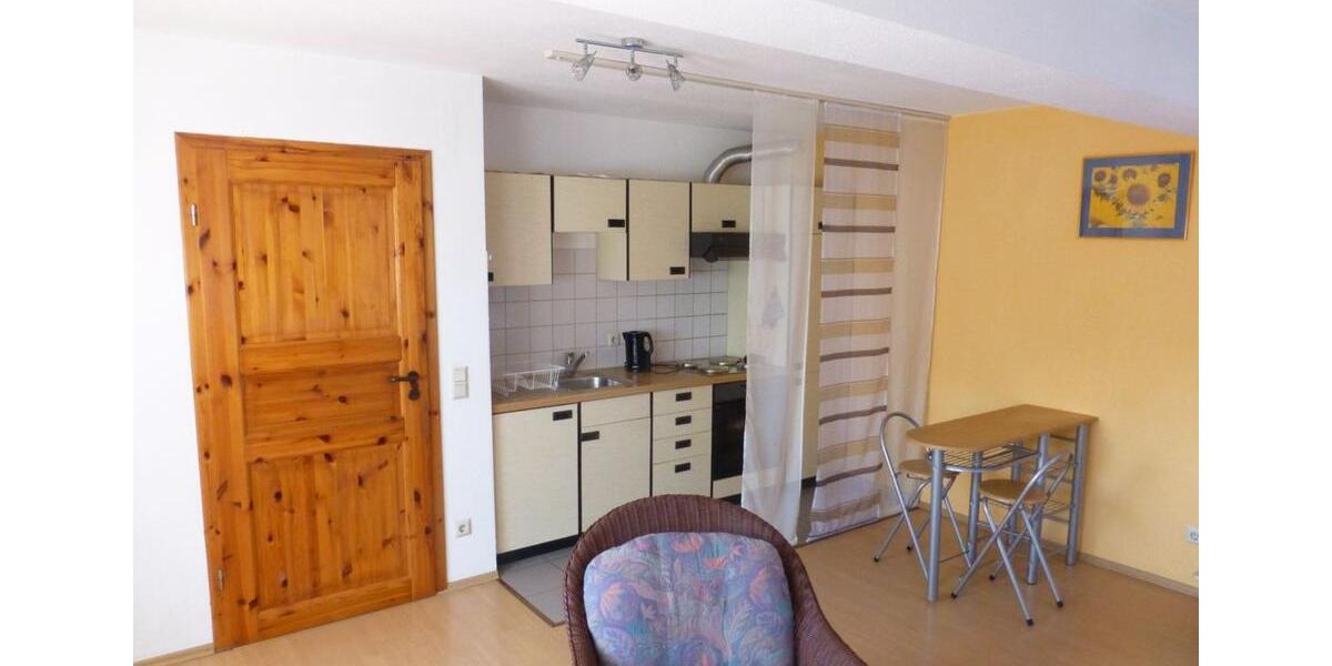 Erdgeschoßwohnung Rottenburg am Neckar - 1.5 Zimmer, 33 m&sup2;, 480&euro; | Angebot:25883034