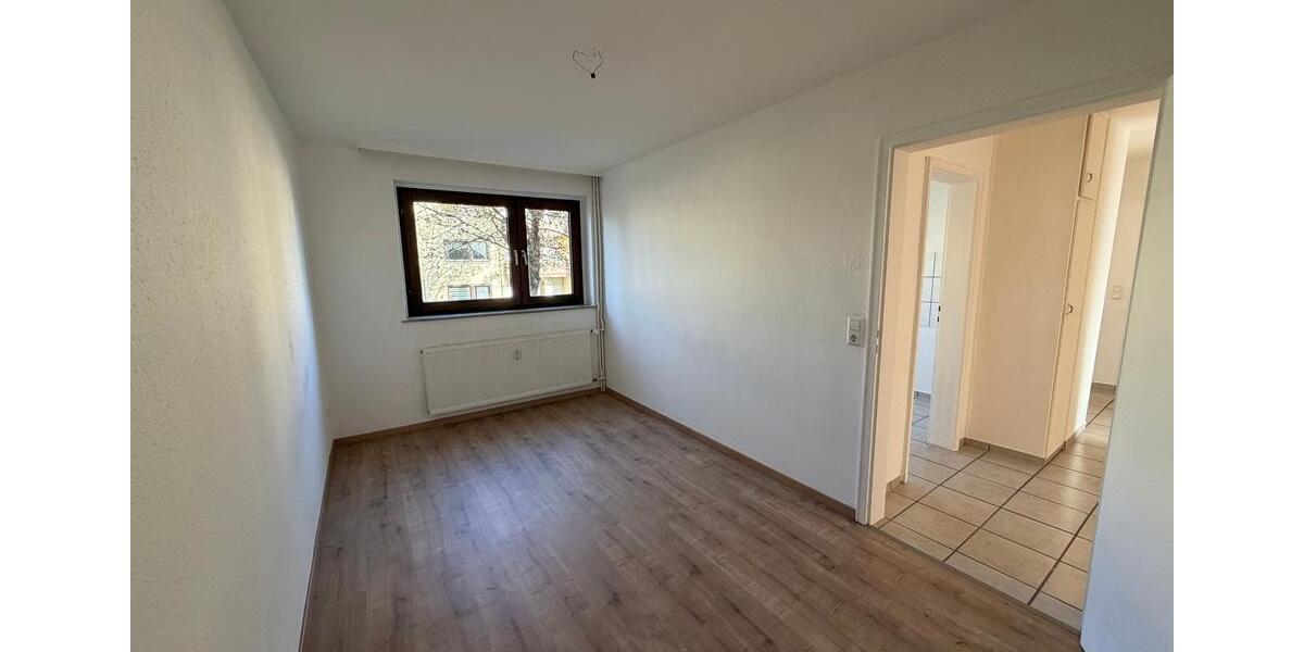 Etagenwohnung Bisingen - 3 Zimmer, 68 m&sup2;, 450&euro; | Angebot:25507835