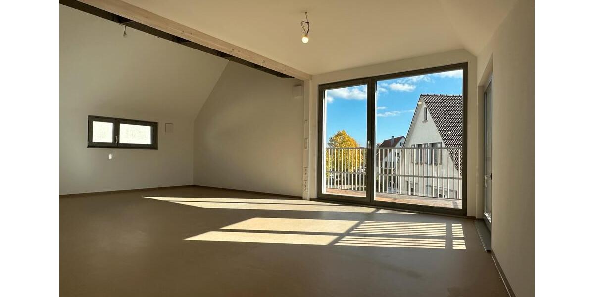 Dachgeschoßwohnung Rottenburg am Neckar - 2.5 Zimmer, 103 m&sup2;, 1.725&euro; | Angebot:25168059