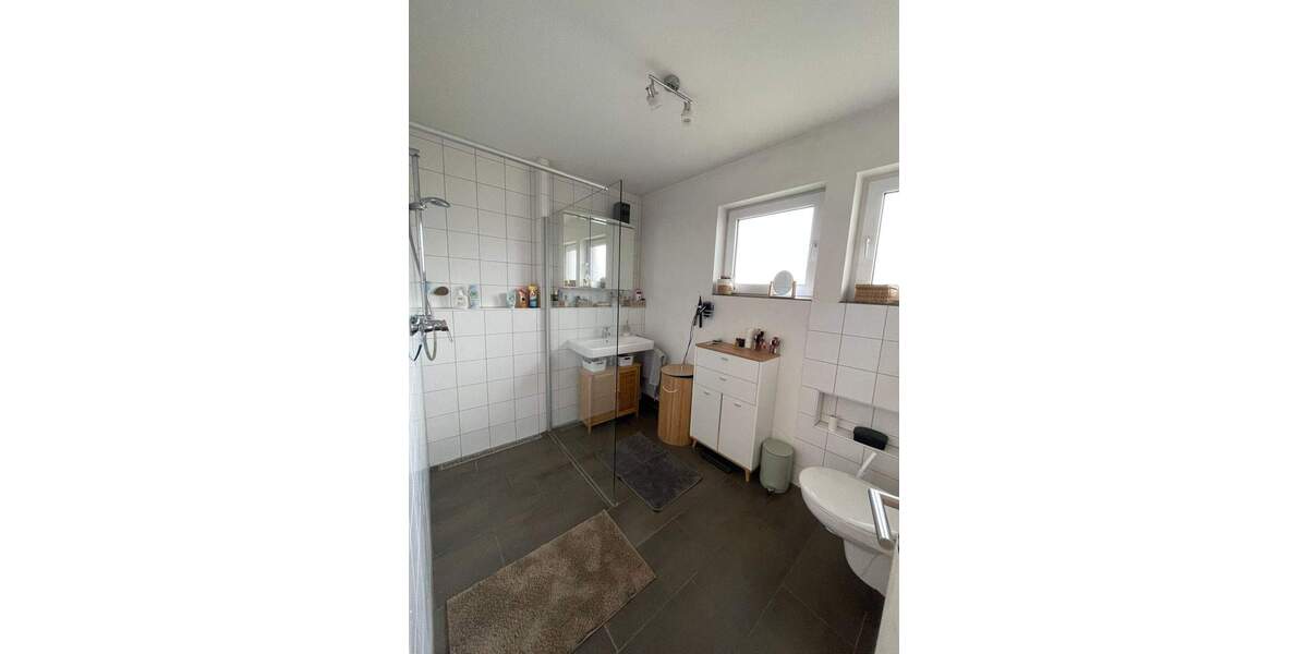 Mehrfamilienhaus, Wohnhaus Kusterdingen - 6 Zimmer, 187 m&sup2;, 699.000&euro; | Angebot:26489195