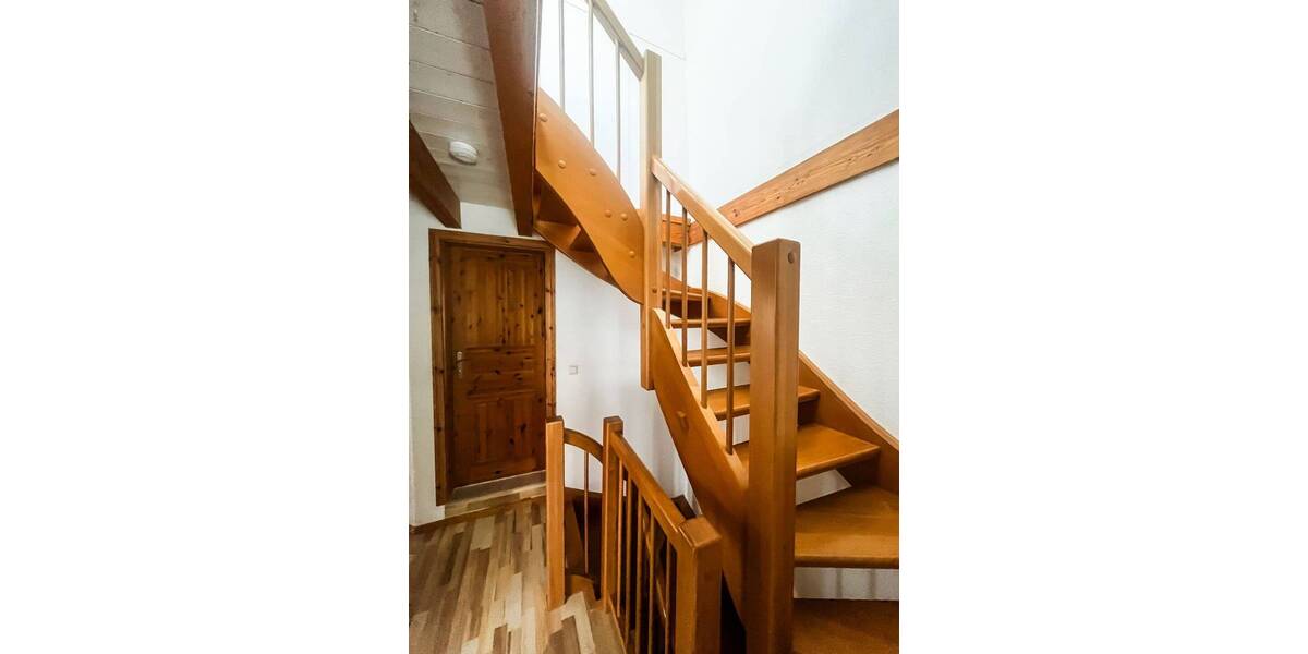 Einfamilienhaus Sindelfingen Mitte - 5 Zimmer, 140 m&sup2;, 1.500&euro; | Angebot:26515151