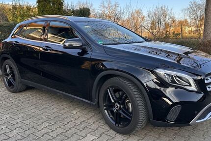 Mercedes-Benz GLA 220 80.000 km 22.895 &euro; Kirchheim Teck 73230