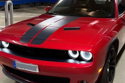 Dodge Challenger 60.000 km 26.500 &euro; Hechingen 72379