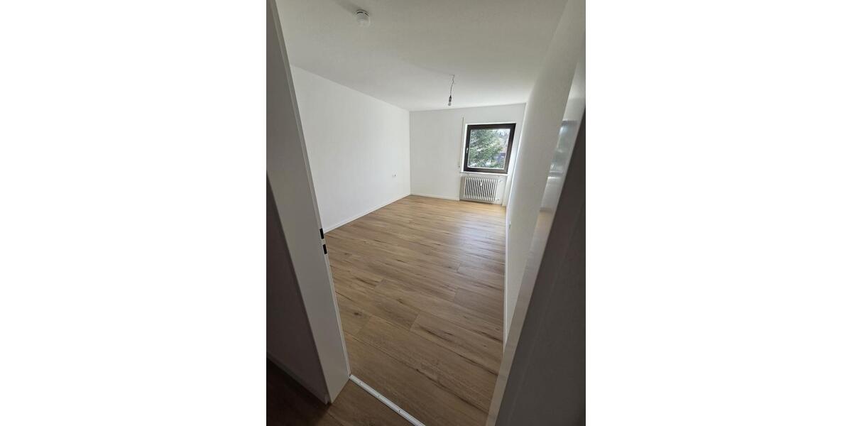 Etagenwohnung Mössingen - 2.5 Zimmer, 63 m&sup2;, 850&euro; | Angebot:25376644