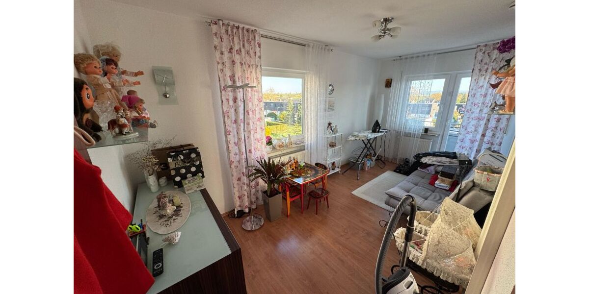 Provisionsfrei* Reiheneckhaus mit Einliegerwohnung von Privat in Herrenberg - Brahmsstraße - Reihenendhaus Herrenberg Herrenberg (Stadt) | Angebot:26973289