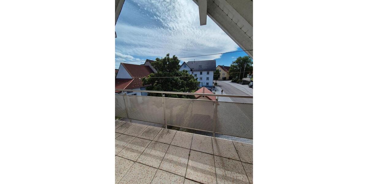 Dachgeschoßwohnung Trochtelfingen - 5 Zimmer, 85 m&sup2;, 900&euro; | Angebot:27601277