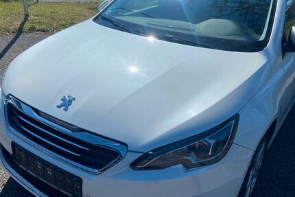 Peugeot 308 82.000 km 12.950 &euro; Gäufelden 71126