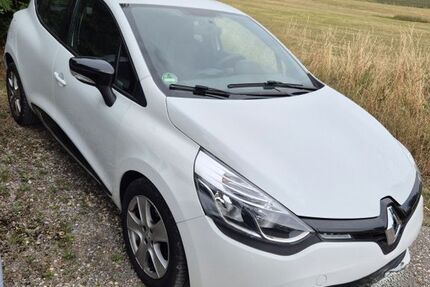 Renault Clio 148.122 km 5.500 &euro; Bisingen 72406