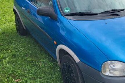 Opel Corsa 110.500 km 1.499 &euro; Rottenburg 72108