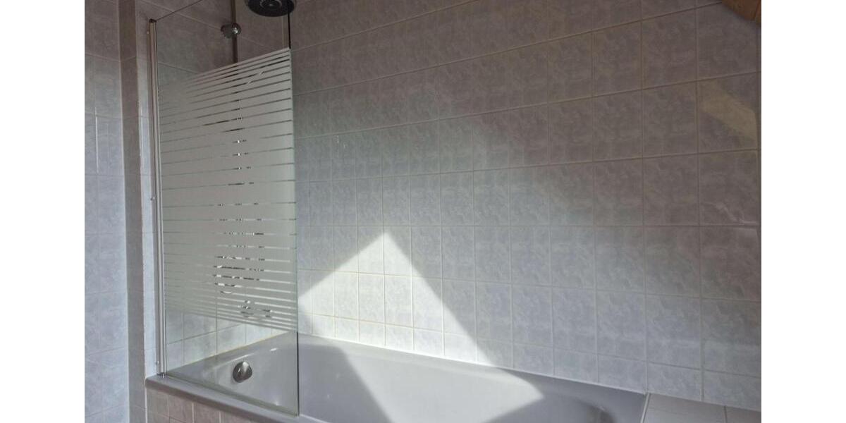 Dachgeschoßwohnung Reutlingen Reutlingen-Betzingen - 1 Zimmer, 84 m&sup2;, 975&euro; | Angebot:27547229