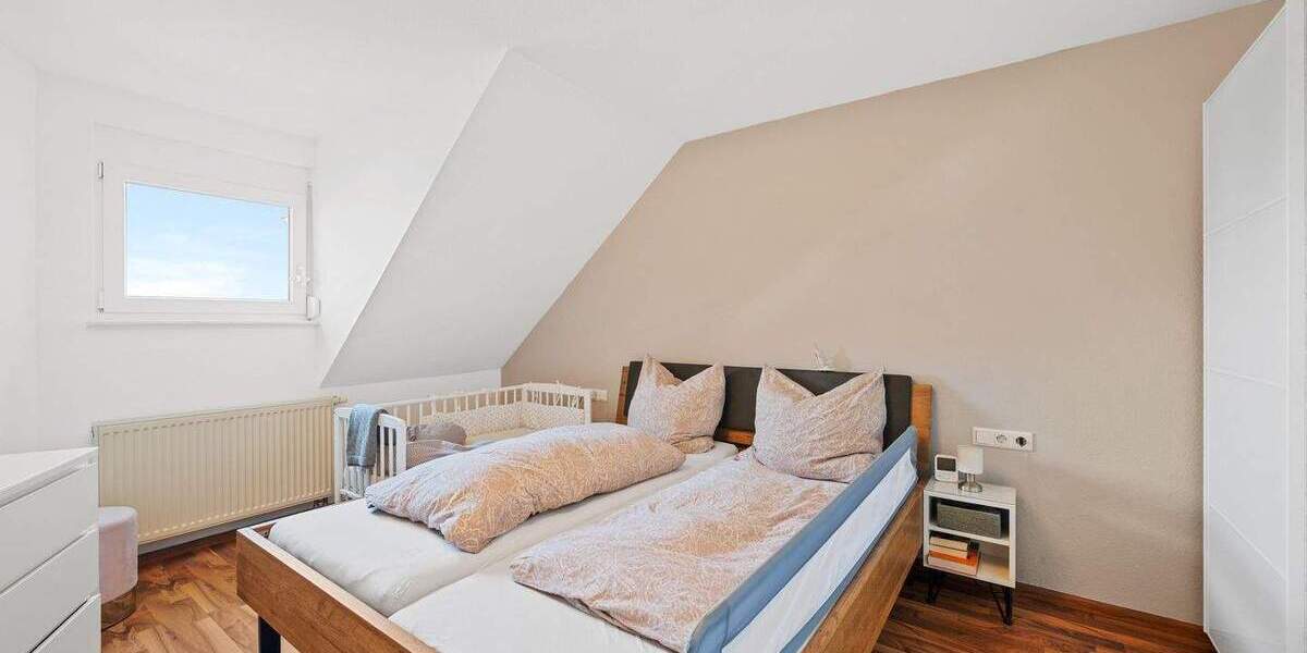 Etagenwohnung Altdorf - 4 Zimmer, 97 m&sup2;, 374.000&euro; | Angebot:25748811