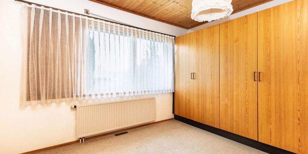 Bungalow Sonnenbühl Undingen - 4 Zimmer, 108 m&sup2;, 330.000&euro; | Angebot:25681854