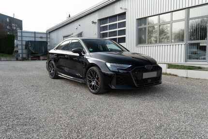 Audi quattro 6.800 km 76.900 &euro; Reutlingen / Betzingen 72770