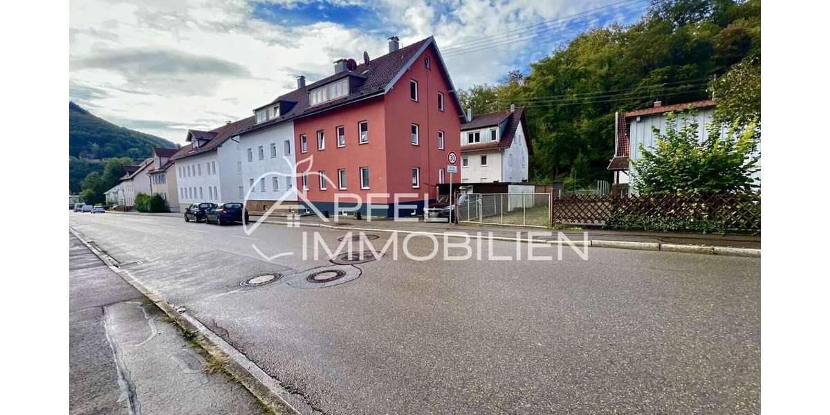 Einfamilienhaus Bad Urach - 9 Zimmer, 195 m&sup2;, 499.000&euro; | Angebot:27477253