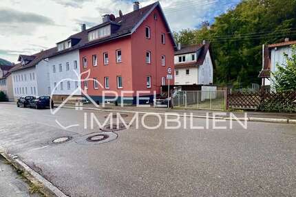 Haus Bad Urach - 9 Zimmer, 195 m&sup2;, 499.000&euro; | Angebot:27477253