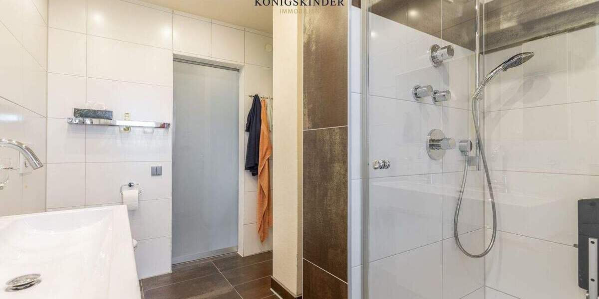Etagenwohnung Reutlingen Römerschanze - 4 Zimmer, 139 m&sup2;, 579.000&euro; | Angebot:25673308