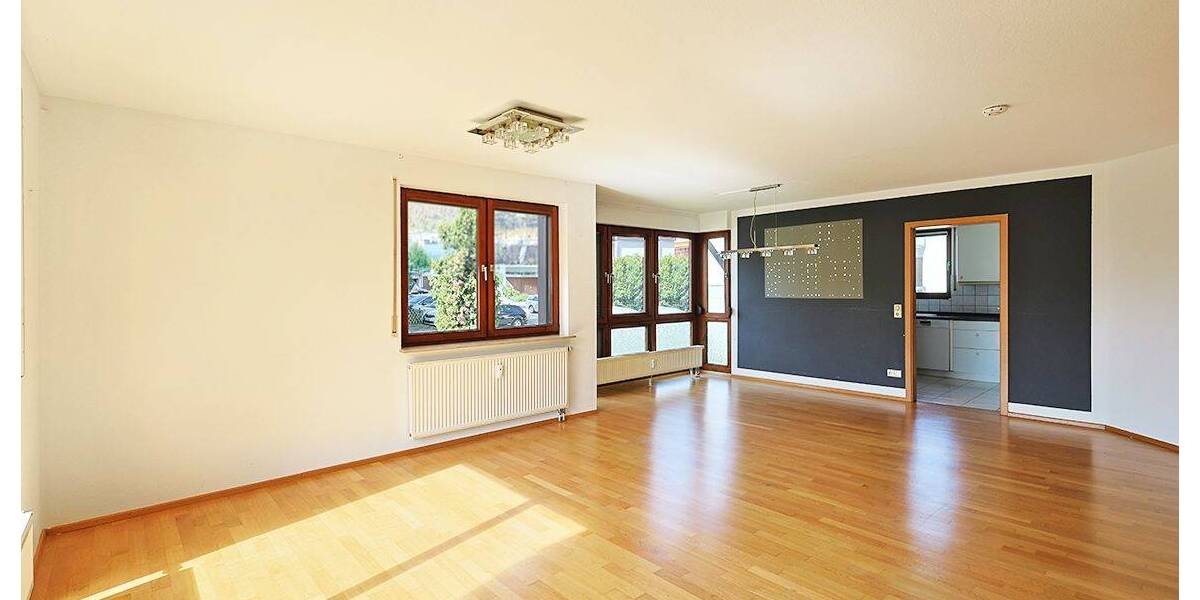 Etagenwohnung Filderstadt Plattenhardt - 4 Zimmer, 106 m&sup2;, 1.500&euro; | Angebot:26570057