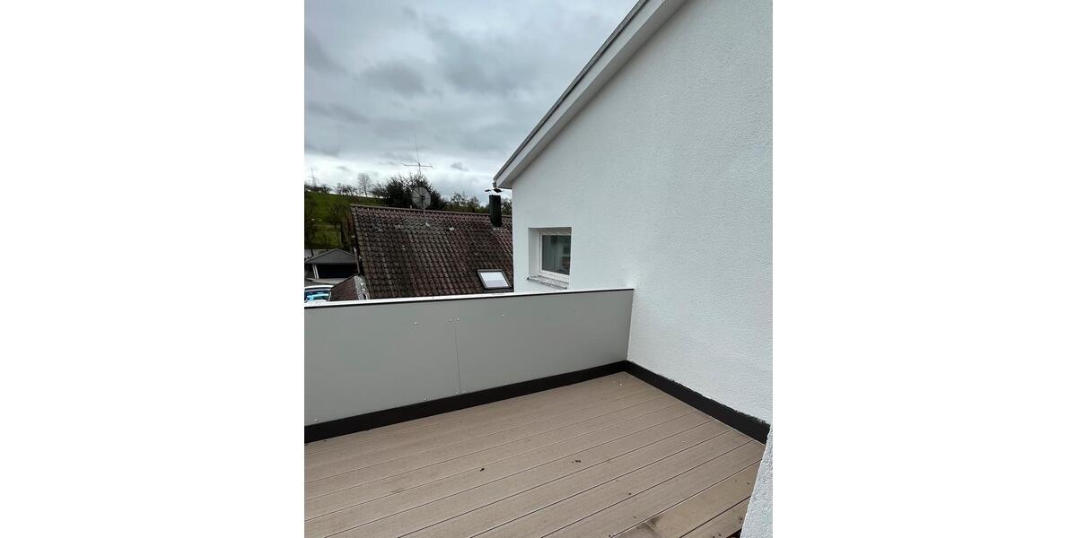 Etagenwohnung Ohmden - 5 Zimmer, 155 m&sup2;, 1.250&euro; | Angebot:27619658