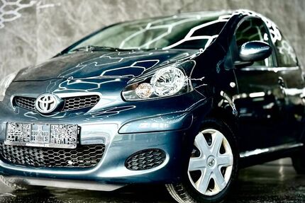 Toyota Aygo (X) 100.000 km 3.900 &euro; Reutlingen 72762