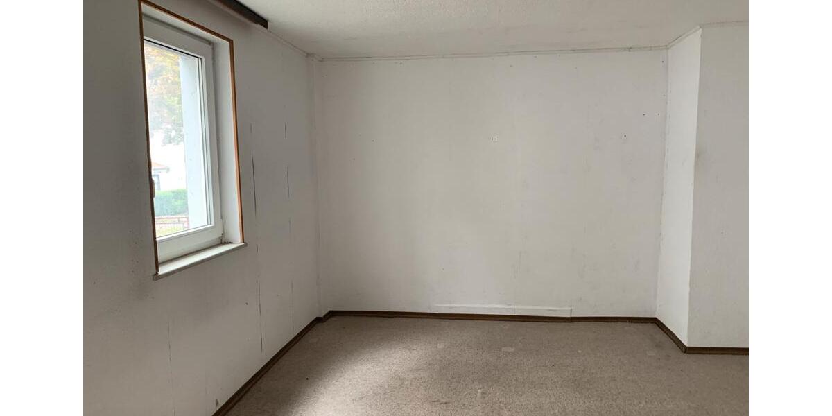 Einfamilienhaus Erkenbrechtsweiler - 199.000&euro; | Angebot:25615390