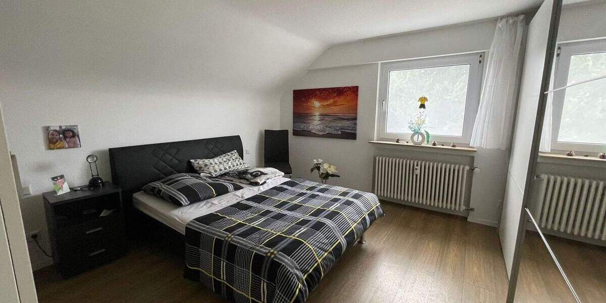 Mehrfamilienhaus, Wohnhaus Kusterdingen - 6 Zimmer, 187 m&sup2;, 699.000&euro; | Angebot:26489195