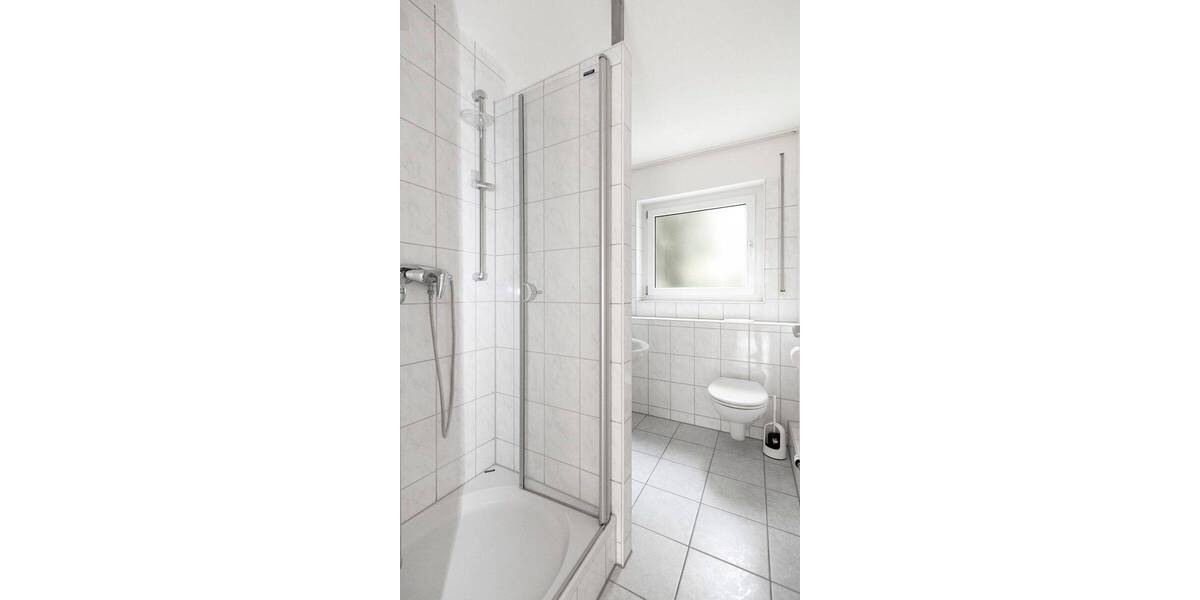 Einfamilienhaus Tübingen Lustnau - 7 Zimmer, 193 m&sup2;, 865.000&euro; | Angebot:25768289