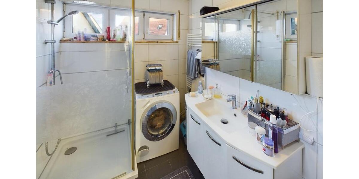 Etagenwohnung Rottenburg am Neckar - 3.5 Zimmer, 71 m&sup2;, 279.000&euro; | Angebot:25543106