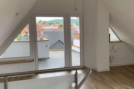 Wohnung Eningen - 4 Zimmer, 118 m&sup2;, 1.400&euro; | Angebot:27087534